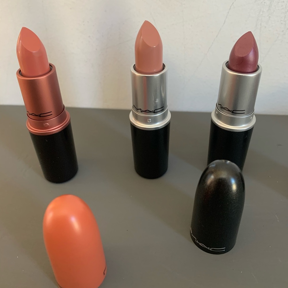 1 MAC Lipstick in Odyssey-brand new, in box
